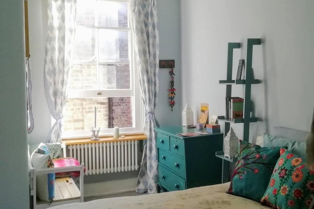 Charming London With Balcony Apartment Ngoại thất bức ảnh
