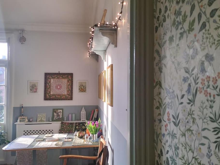 Charming London With Balcony Apartment Ngoại thất bức ảnh
