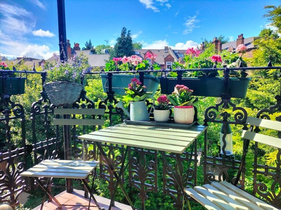 Charming London With Balcony Apartment Ngoại thất bức ảnh